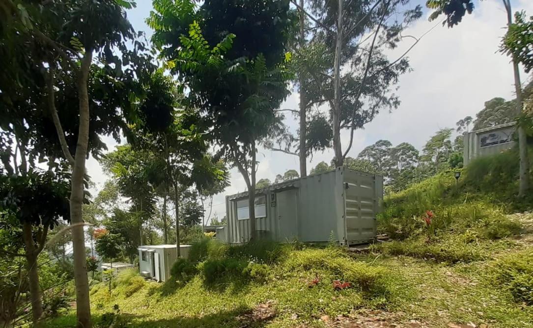 Hotel Bukit Pinus Tegalharendong Exteriér fotografie